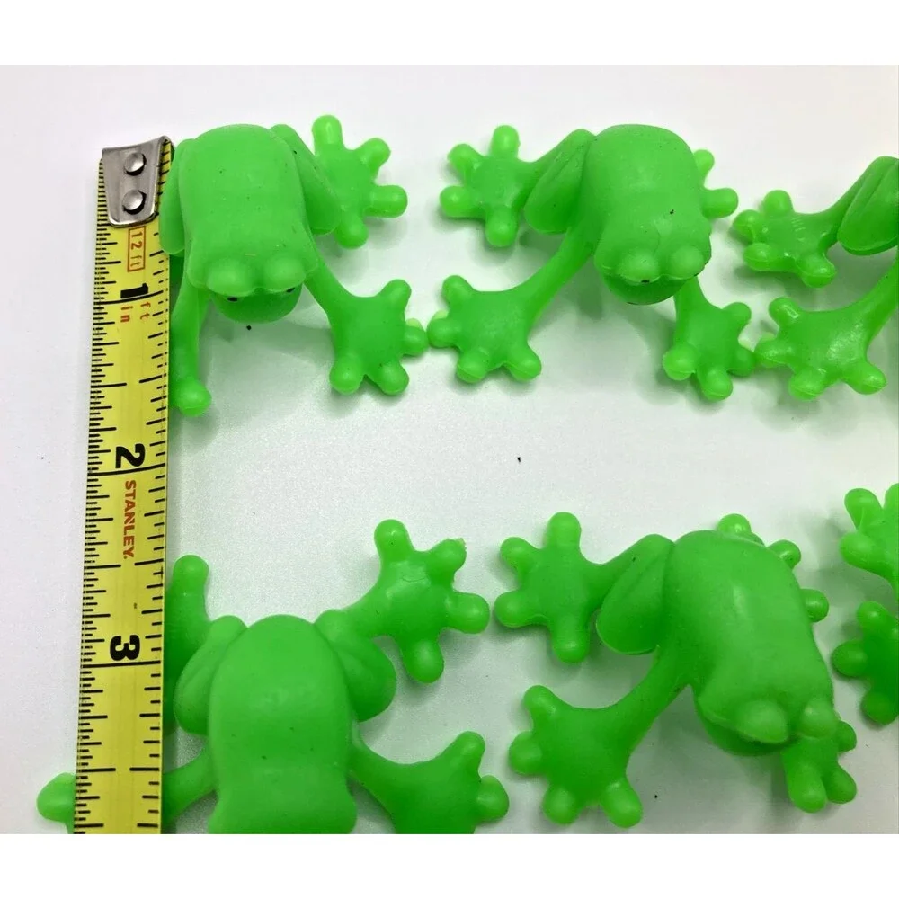 12 Plastic Mini Toy Frog Figure Amphibian Birthday Party Goody Bag Pinata Favor